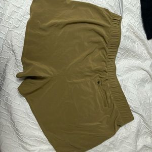 NWOT All in motion shorts